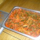 숲속의 하얀집 이미지