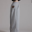 더모스트핏 | 휘뚜루마뚜루 입기 좋은 라이크 더 모스트(LIKE THE MOST) 레오파드 하트 포켓 핀턱 와이드 팬츠 리뷰...