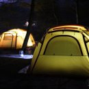 황토와 통나무 캠핑장 이미지