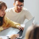 청소년 미디어 리터러시 이미지