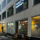 책으로 여행하다 : 오독오독 책읽기 | 수원역 여유로운 분위기의 디저트 카페 : 호우 수원