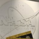 DDP 톰 삭스 전시 후기: 우주를 걷는 DIY 예술 탐사
