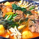 묵은지감자탕 이미지