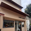 효창공원앞역 6번 출구 | 용마루길 카페 추천 바스크치즈케이크 맛집 커들위드커피 솔직 후기
