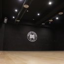 위험한studio 이미지