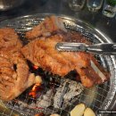 황금돼지숯불구이 이미지