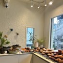 이스트투어 | 부산 빵지순례 추천, 어퍼이스트베이커리 포장 후기 전포 카페 에그타르트 맛집
