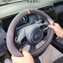 로드 투 짐 | 투싼 NX4 핸들커버 고급진 본투로드 운전대커버 사용후기