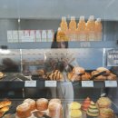 너른바위 | 속초 가볼만한곳, 울산바위가 빚어낸 예술 공간 카페 긷 (feat. 노학 옥수수 아이스크림)