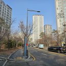 휘경2동주민센터 건너편 배봉산둘레길 입구 이미지