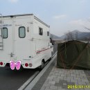 강변 야영장 이미지