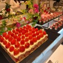 똥손모임 | 2026 서울 딸기뷔페 용산 드래곤시티 딸기스튜디오 예약 내돈내산 데이트 후기