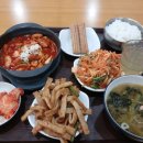 치즈닭갈비, 마늘쫑어묵볶음, 실곤약야채무침 이미지