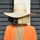 Chandelier - Sia 이미지