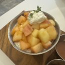 도산그릭 | [압구정 카페] 복숭아 빙수 맛집 코제트 도산 방문 후기(위치, 주차, 메뉴) 데이트 코스 추천