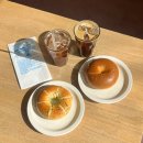 마당소프트 | 신당 : 어글리베이커스베이글 신당 본점, 마당 있는 2층 카페