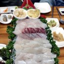실장님 이것 좀 봐주세요 이미지