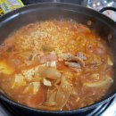 엄마 김치찌개 이미지