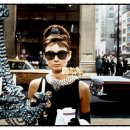 [사랑원작은도서관] 누구나 쉽고 재미있게 배우는 우쿨렐레 | [영화 후기] 티파니에서 아침을 (2026.04.10.) [★★★]