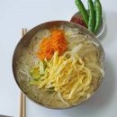 국물이 진한 잔치국수 만들기 멸치육수 끓이는 법 잔치국수 양념장 황금레시피 이미지