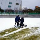 제설작업한 수원 삼성 이미지