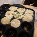 짱구형의 타코야끼 | [홍대입구] 직접 만들어 먹는 타코야끼 도란도란