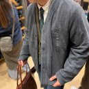 (주)월드와이드어뮤즈먼트 | 유니클로 X 니들스 구매 가능 매장 정보 웨이팅과 사이즈 후기