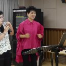강서문화원 아트리움 김영희노래교실25년09월19일/이영휘여사님의 천록담원곡 동해물과백두산이 열창 이미지