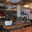 블랙업커피 이미지