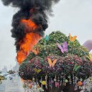 나무 조형물 이미지