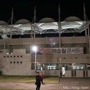 댄싱 공연장 이미지