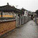 담장아래 볕 이미지
