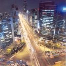 강남역 6번 출구 앞 이미지