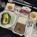 (주) 지니프릭스 | [유럽 신혼여행] Day 1 🇫🇷 | 13시간 아시아나 비행 끝! 파리 공항에서 시내 이동 &amp; 감성 숙소 후기