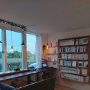 책닦는남자 이미지