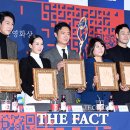 청룡사진관 더팩트