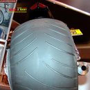 Custom V-rod with Avon tractor tyres 이미지