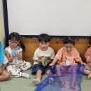 “빨간 모자 구하고~ Freeze 멈추고~ 애벌레랑 춤추는 하루!”[8월3주]👒🐺🎶🐛 이미지