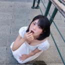 묘한 분위기의 매력적인 처자 이미지