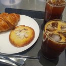 맛있는 빵과 음료는 물론 친절함까지 모두 만족 동탄호수공원카페 곤트란쉐리에 동탄점