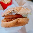 맥도날드천안쌍용역DT 이미지