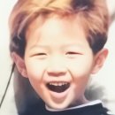 이거 내 친구가 김재환 칠촌이라 할아버지 환갑잔치 때 찍은 사진 있다면서 보내준 건데 아무도 안 믿더라ㅅㅂ 이미지