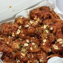 지하주차장 | 속초 중앙시장 여행자 필수! 베스트 먹거리 [ 만석닭강정 ] 순살 포장 후기 / 지하주차장