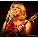 Beneath Still Waters/Rhonda Vincent 이미지