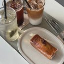 윤cafe윤카페 | 기장 오션뷰 카페 카페윤 | 바다 앞 무화과파운드 라떼 후기