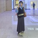 현대김포오즈세컨 | 핏 차분한 무드의 출근룩 (시티브리즈 링클프리 셔츠, 오즈세컨 니트 베스트, 에잇세컨즈 플리츠 스커트)
