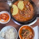 남성동창회관 | 파도를 따라 잔걸음을 치다가