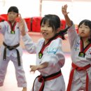 태권숲 여아전문태권도장 | 세계 유일의 여아전문태권도장 ‘태권숲’ 이은지 관장