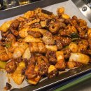 돼지코생곱창갈비 | 익산 주민맛집 연탄불로 맛을 낸 매콤달달한 양념곱창 돼지코생곱창갈비 모현점