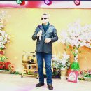 바닷가에서 이미지